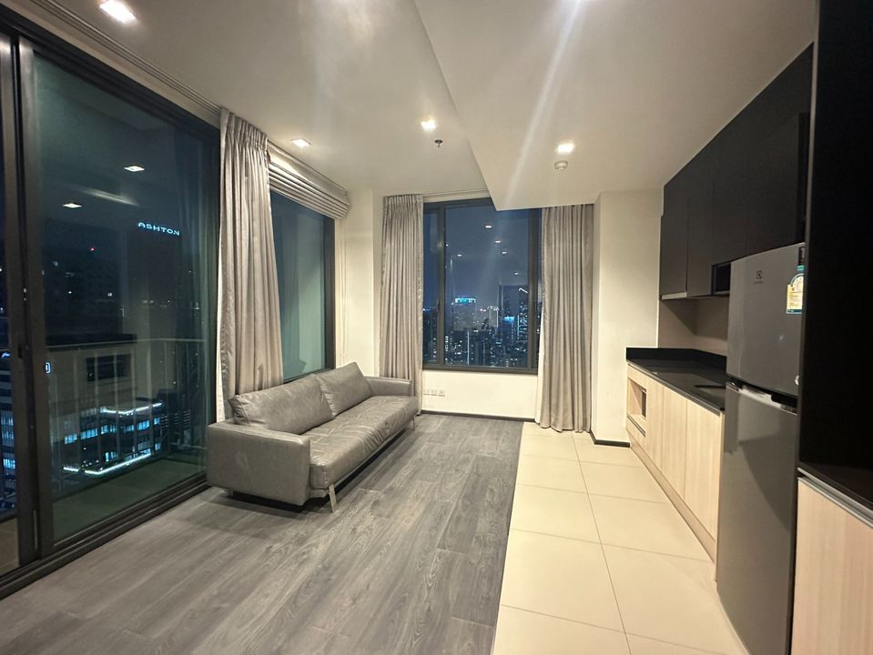 The Edge Sukhumvit 23 - Image 1