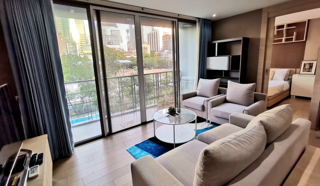 Klass Silom Condo - Image 1