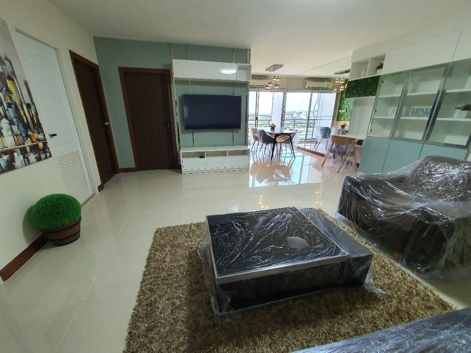 2 Bedroom Condo For Sale in Bang Phongphang, Yan Nawa, Bangkok - Image 4