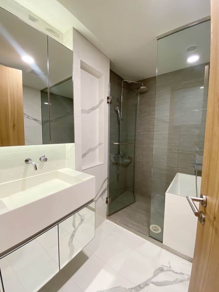 1 Bedroom Condo For Sale in Khlong Tan Nuea, Vadhana, Bangkok - Image 13