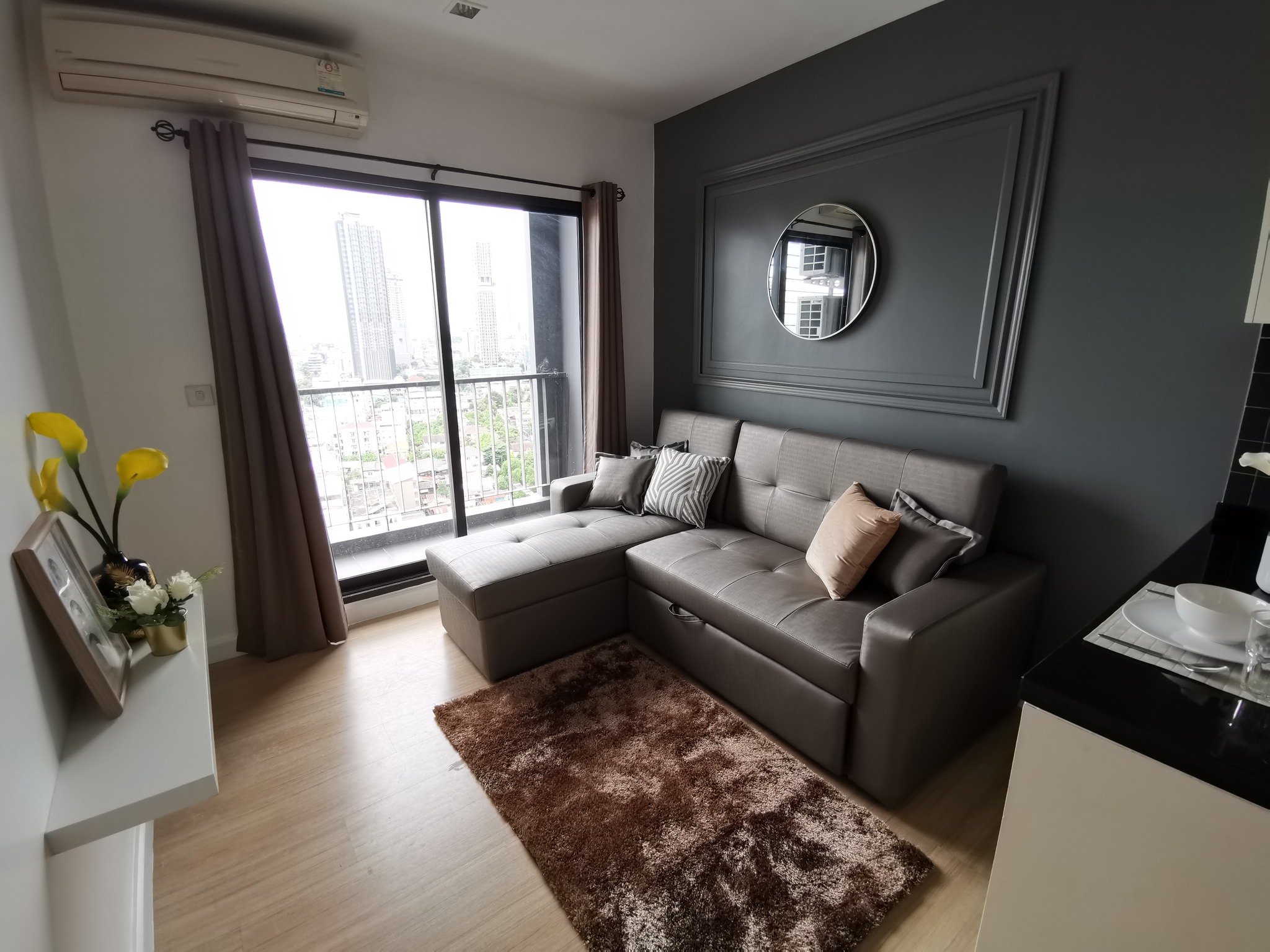 1 Bedroom Condo For Sale in Yan Nawa, Sathon, Bangkok - Image 1