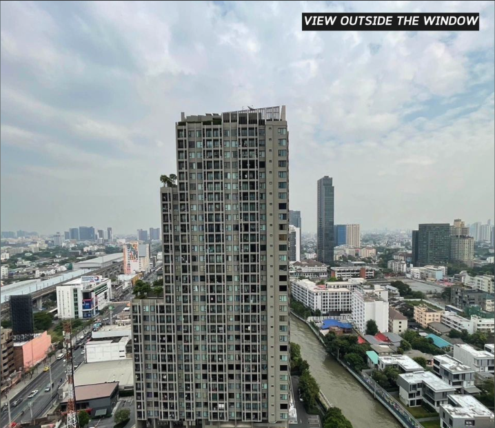 1 Bedroom Condo For Rent in Sam Sen Nok, Huai Khwang, Bangkok - Image 5
