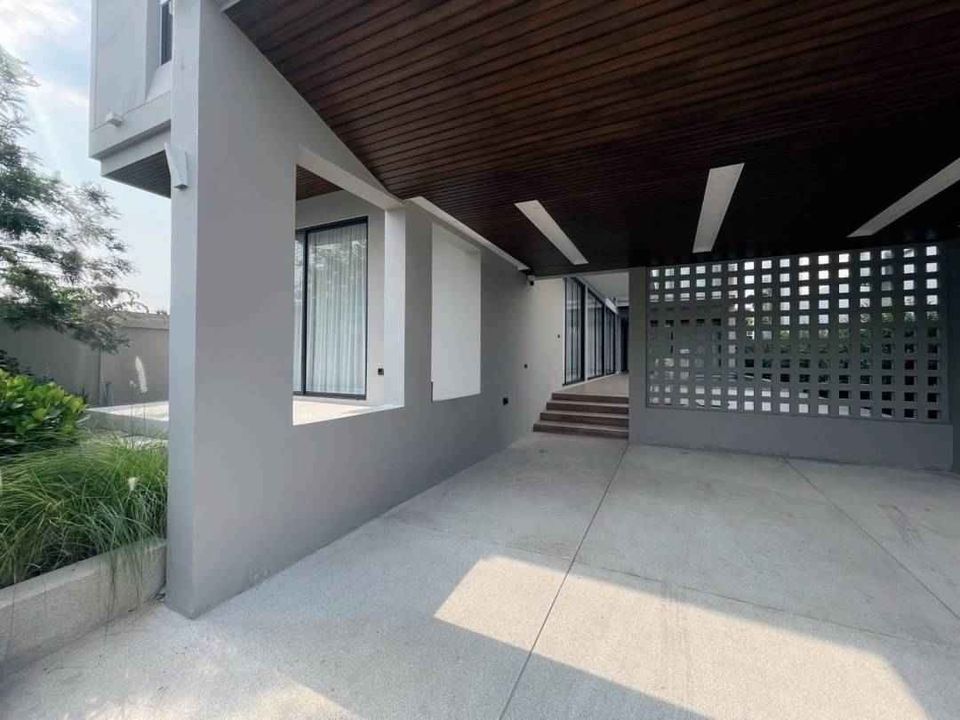 4 Bedroom House For Sale in San Klang, San Kamphaeng, Chiang Mai - Image 2