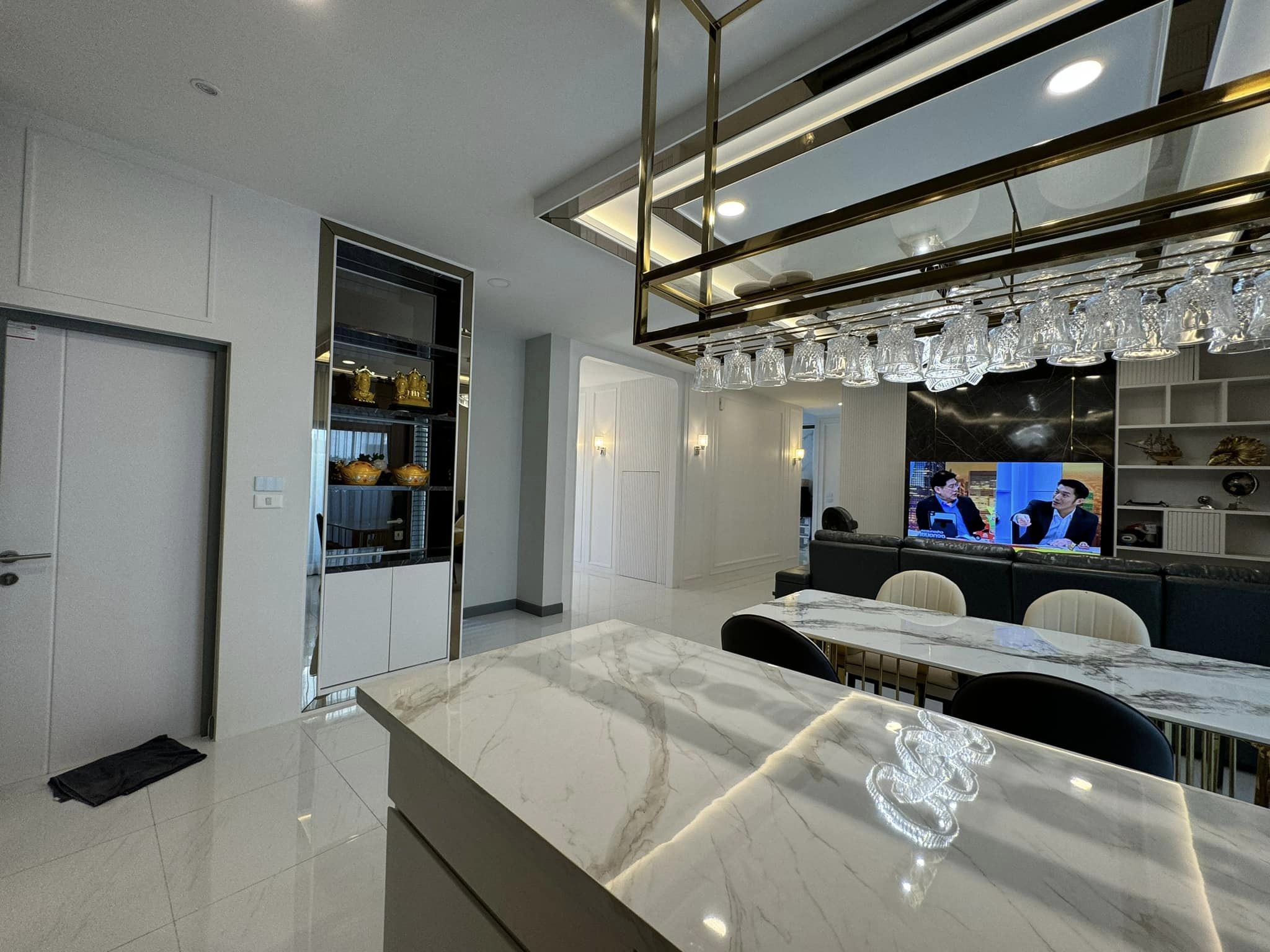 4 卧室 独立房屋 出租 在 - Image 17