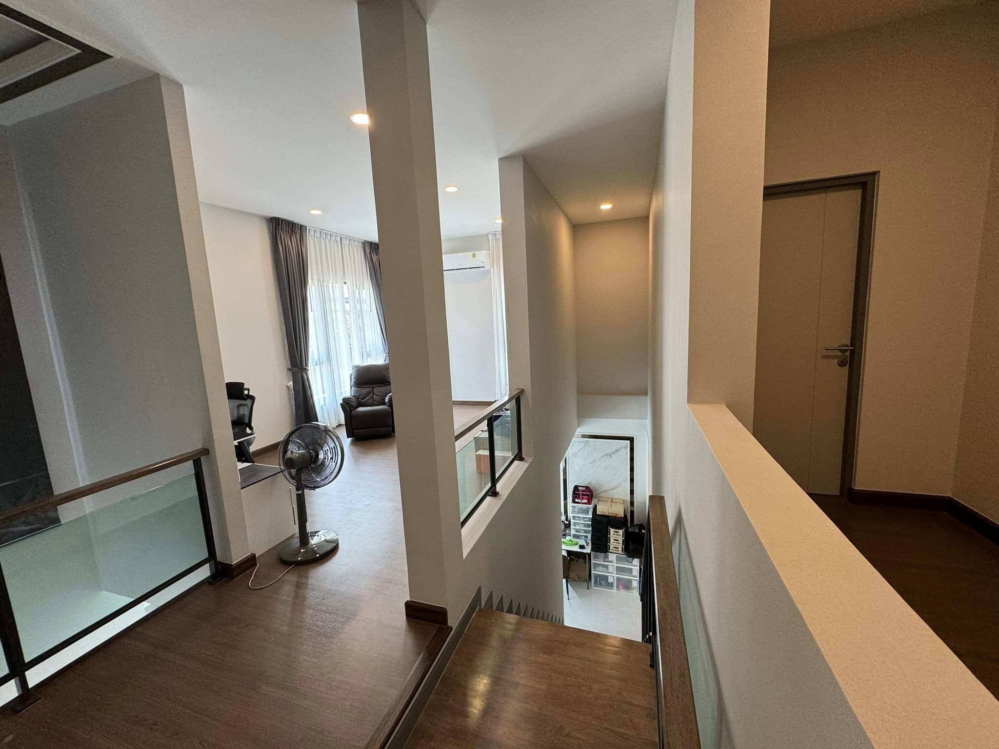 4 卧室 独立房屋 出租 在 - Image 6