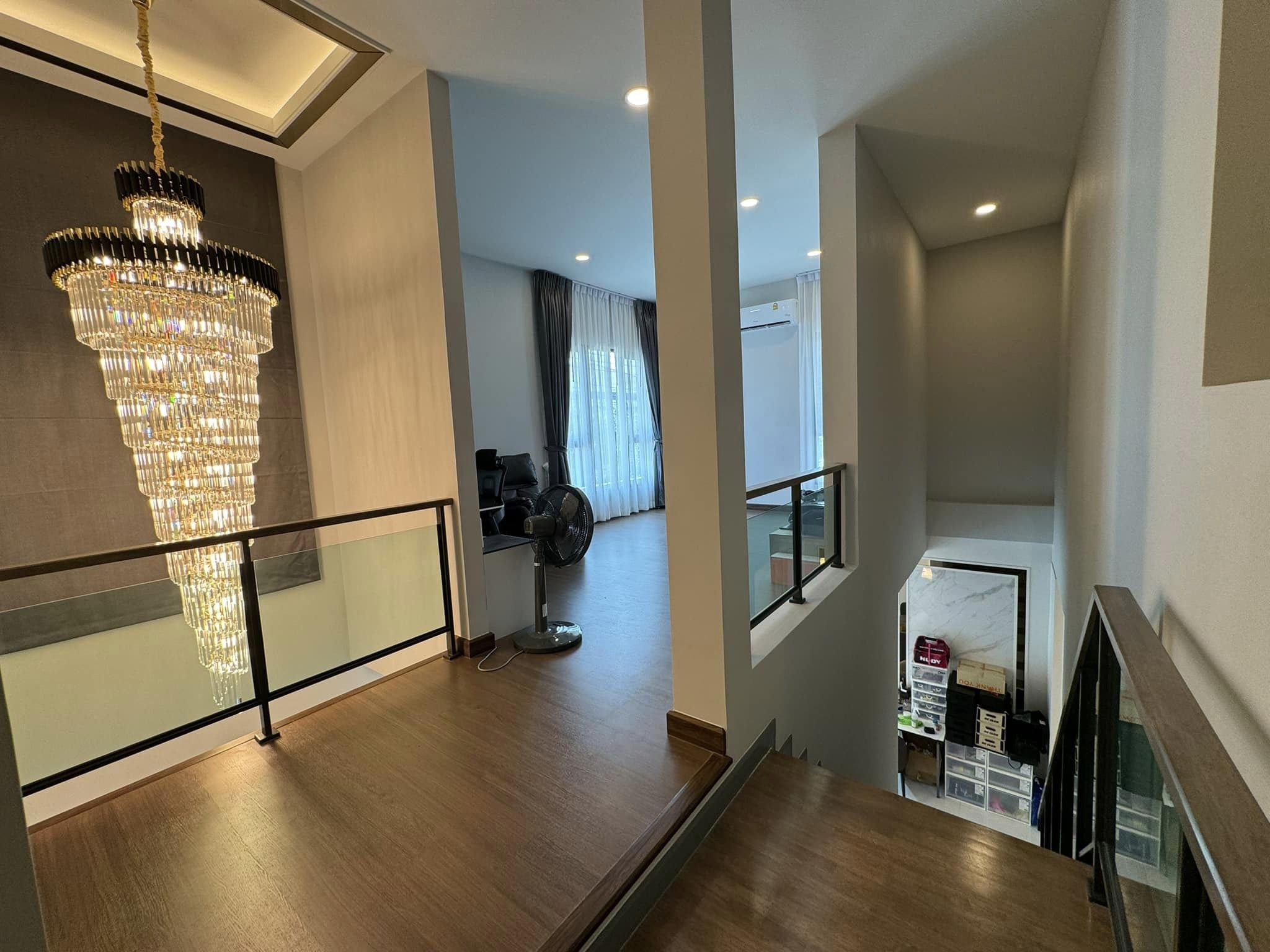 4 卧室 独立房屋 出租 在 - Image 14