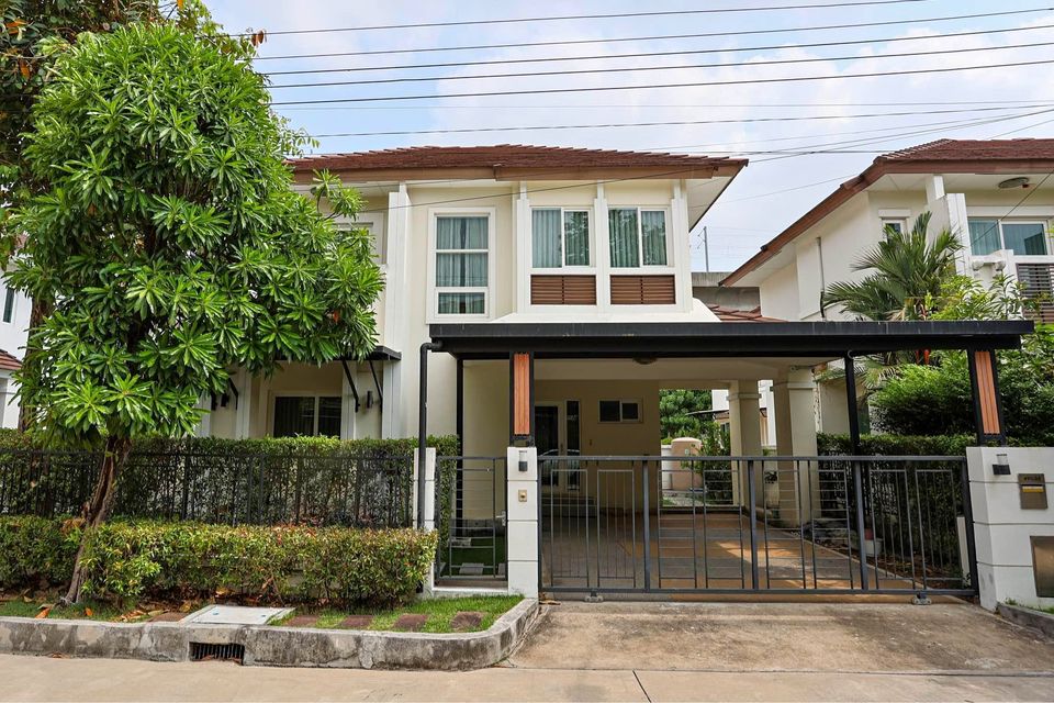 The Centro Onnut-Wongwaen - Image 1