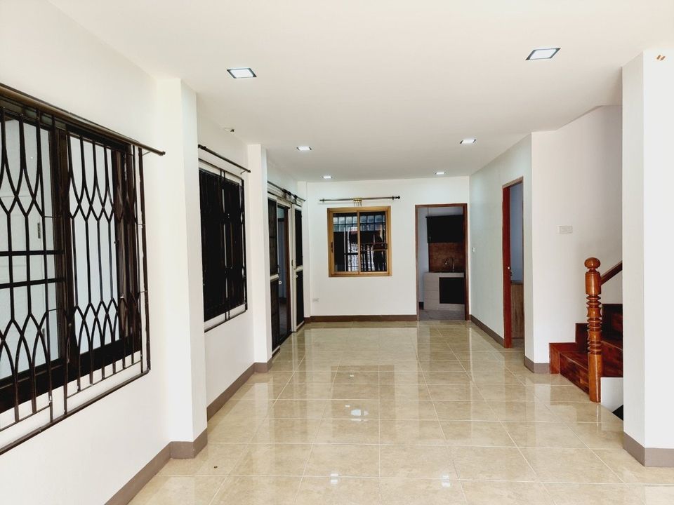 3 Bedroom House For Sale in San Sai Noi, San Sai, Chiang Mai - Image 3