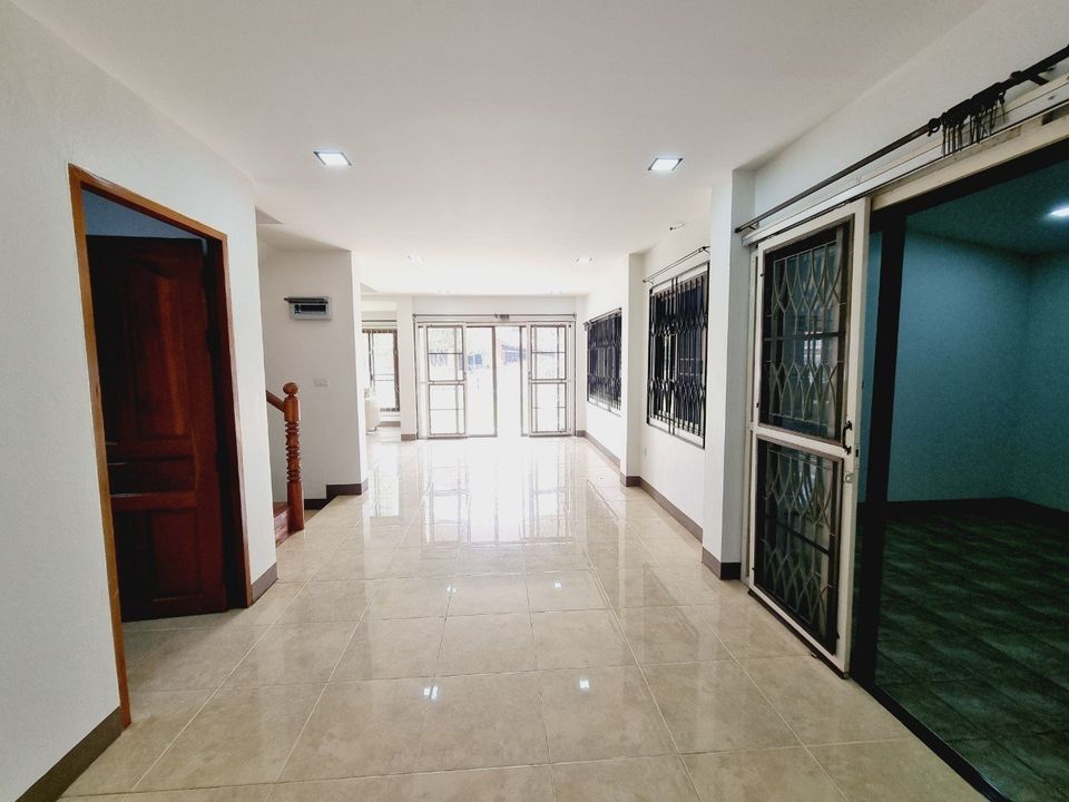 3 Bedroom House For Sale in San Sai Noi, San Sai, Chiang Mai - Image 15