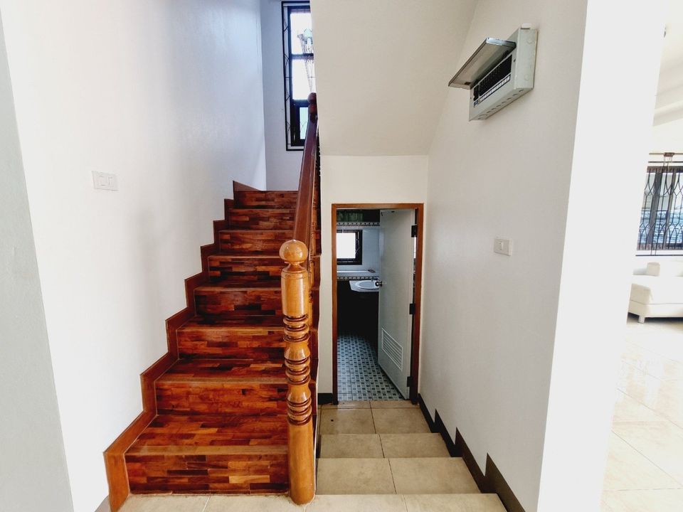 3 Bedroom House For Sale in San Sai Noi, San Sai, Chiang Mai - Image 9
