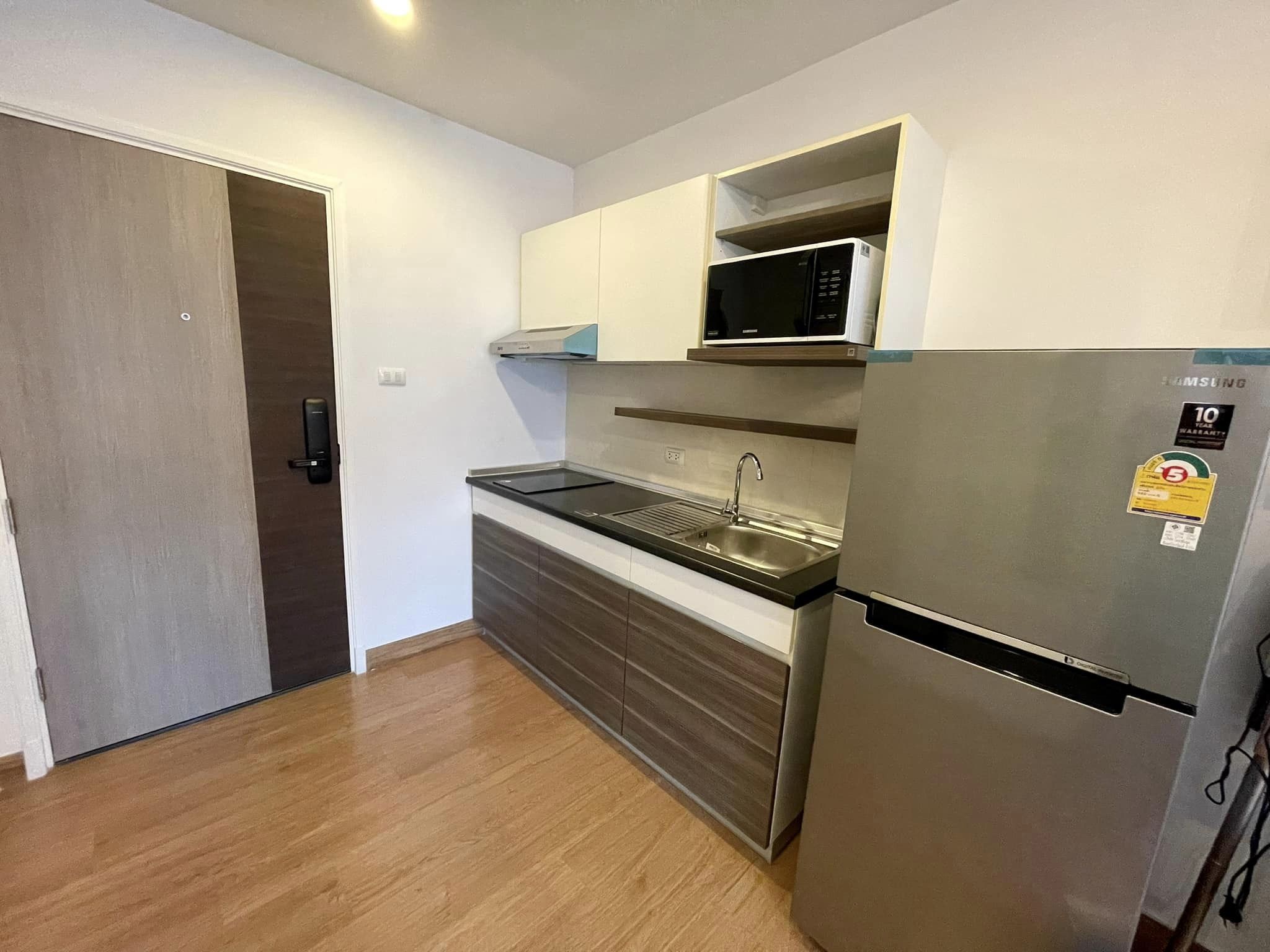 1 卧室 公寓 出租 在 - Image 5