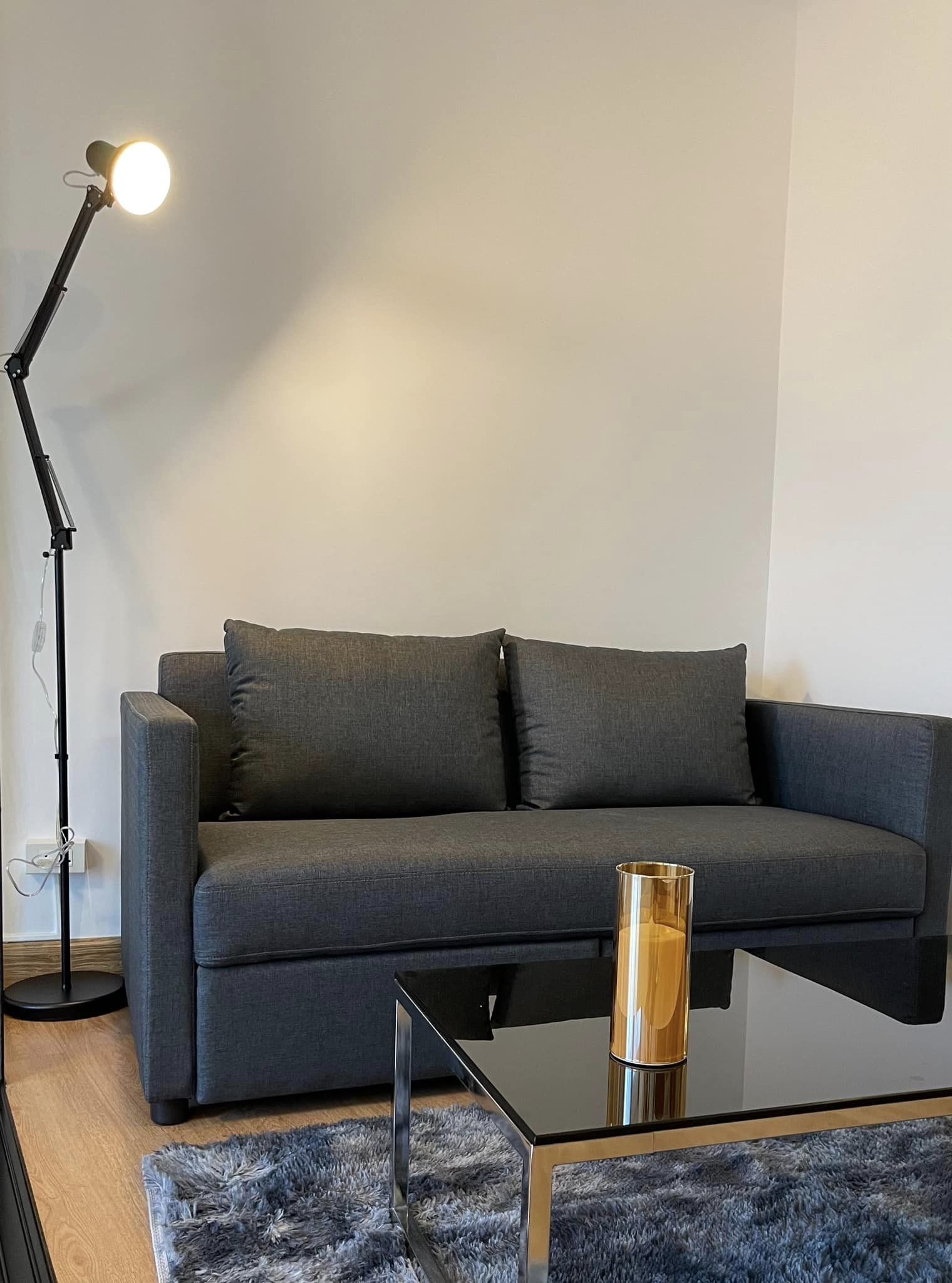 1 卧室 公寓 出租 在 - Image 4