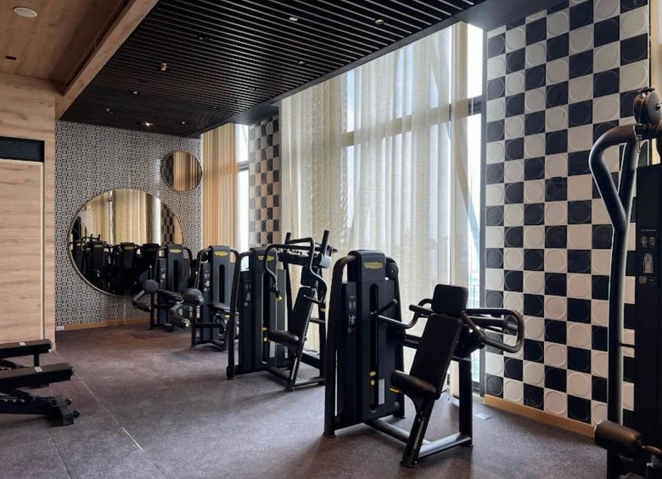 NOBLE STATE 39 - Image 10