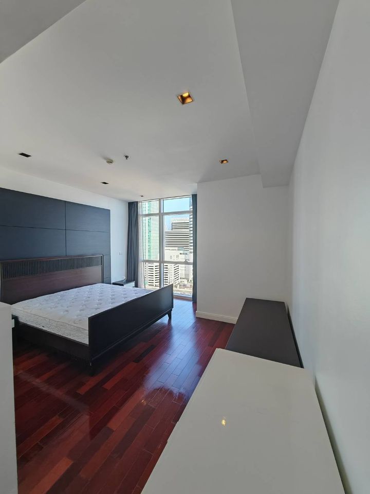 Athenee Residence - Image 8