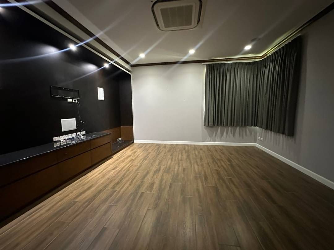 4 Bedroom House For Sale in Mae Pu Kha, San Kamphaeng, Chiang Mai - Image 11