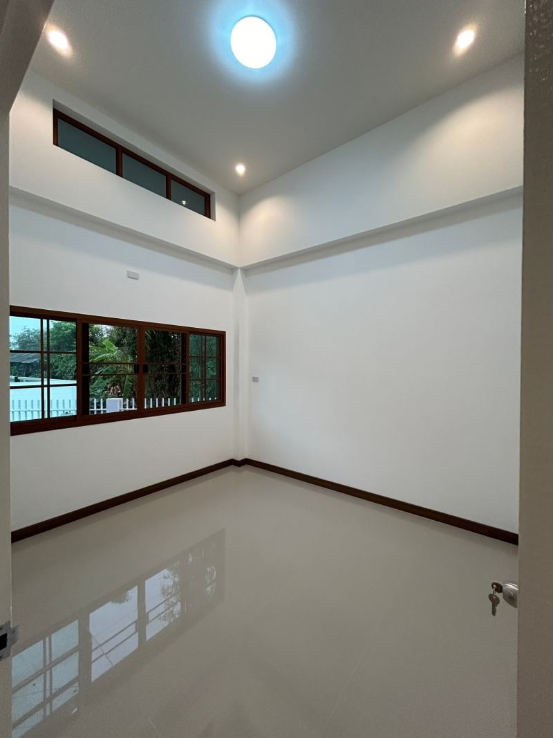 3 Bedroom House For Sale in Tha Wang Tan, Saraphi, Chiang Mai - Image 9