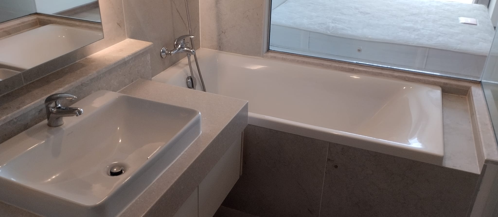 Astra Condo - Image 6