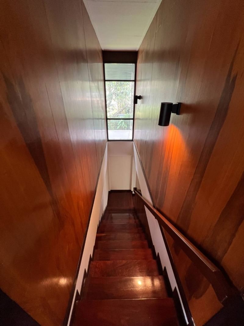 Studio House  in Khlong Toei, Khlong Toei, Bangkok - Image 6