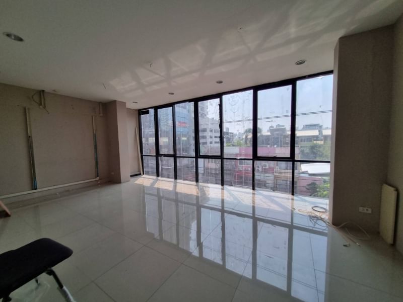  Retail Space  in Khlong Toei, Khlong Toei, Bangkok - Image 10