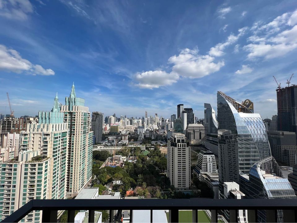 2 Bedroom Condo For Sale in Pathum Wan, Pathum Wan, Bangkok - Image 8