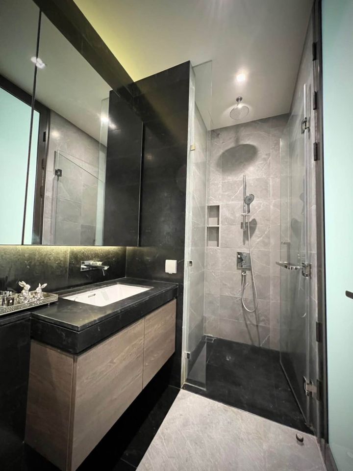 2 Bedroom Condo For Sale in Pathum Wan, Pathum Wan, Bangkok - Image 7