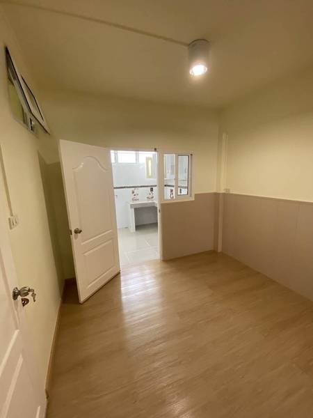 2 Bedroom Townhouse For Sale in Ton Pao, San Kamphaeng, Chiang Mai - Image 5