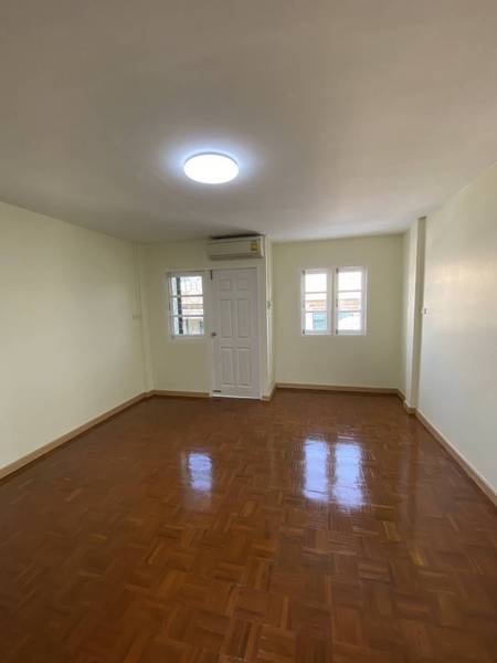 2 Bedroom Townhouse For Sale in Ton Pao, San Kamphaeng, Chiang Mai - Image 4