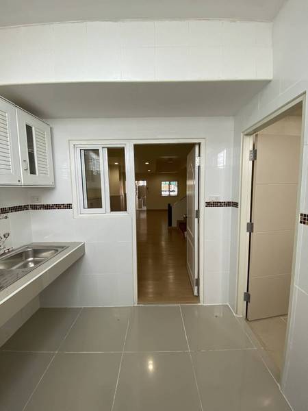 2 Bedroom Townhouse For Sale in Ton Pao, San Kamphaeng, Chiang Mai - Image 14