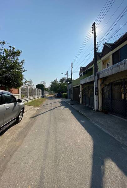 2 Bedroom Townhouse For Sale in Ton Pao, San Kamphaeng, Chiang Mai - Image 15