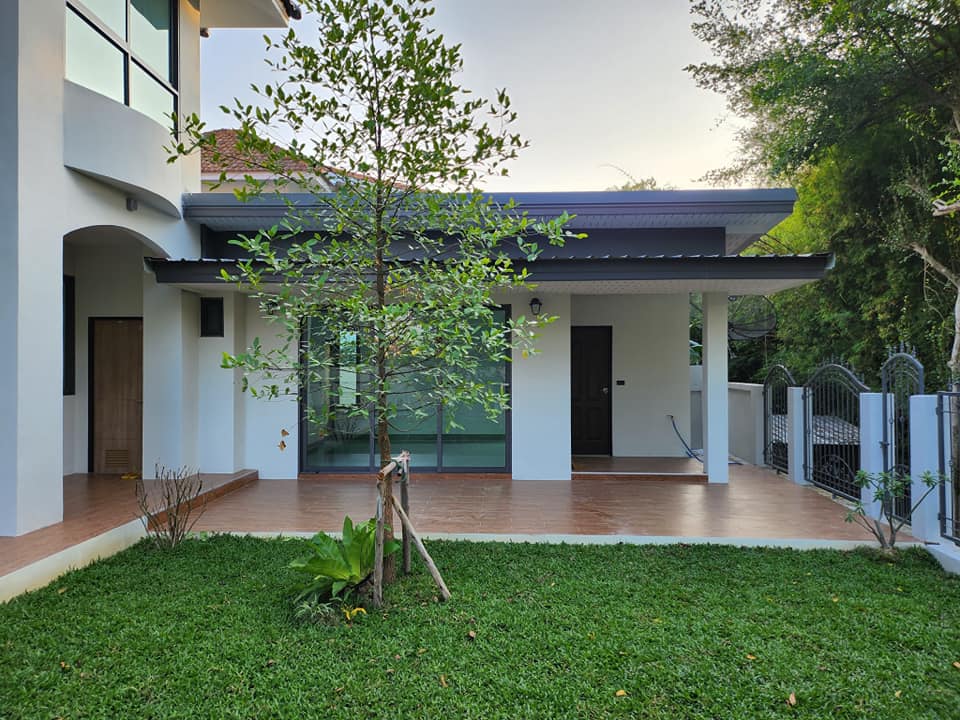 4 Bedroom House For Sale in San Klang, San Kamphaeng, Chiang Mai - Image 16