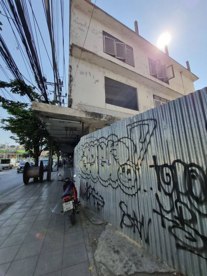 零售空间 在 - Image 14