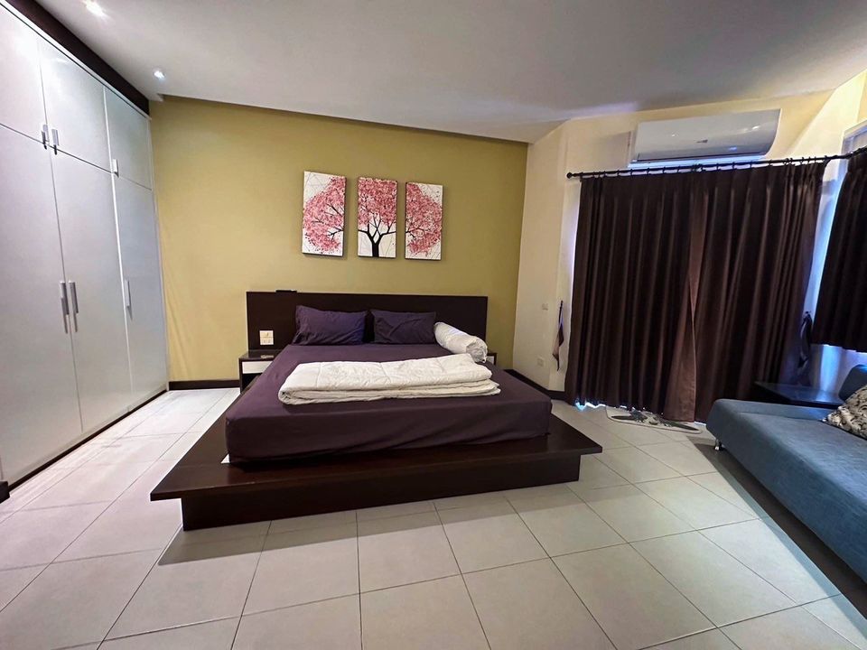 Riverside Condo - Image 3