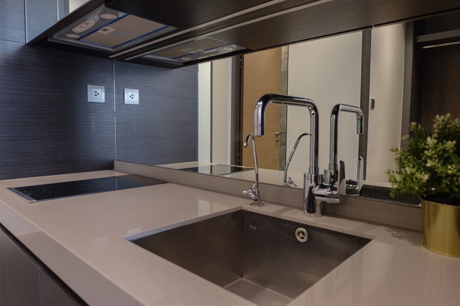 28 Chidlom by SC Asset - Image 5