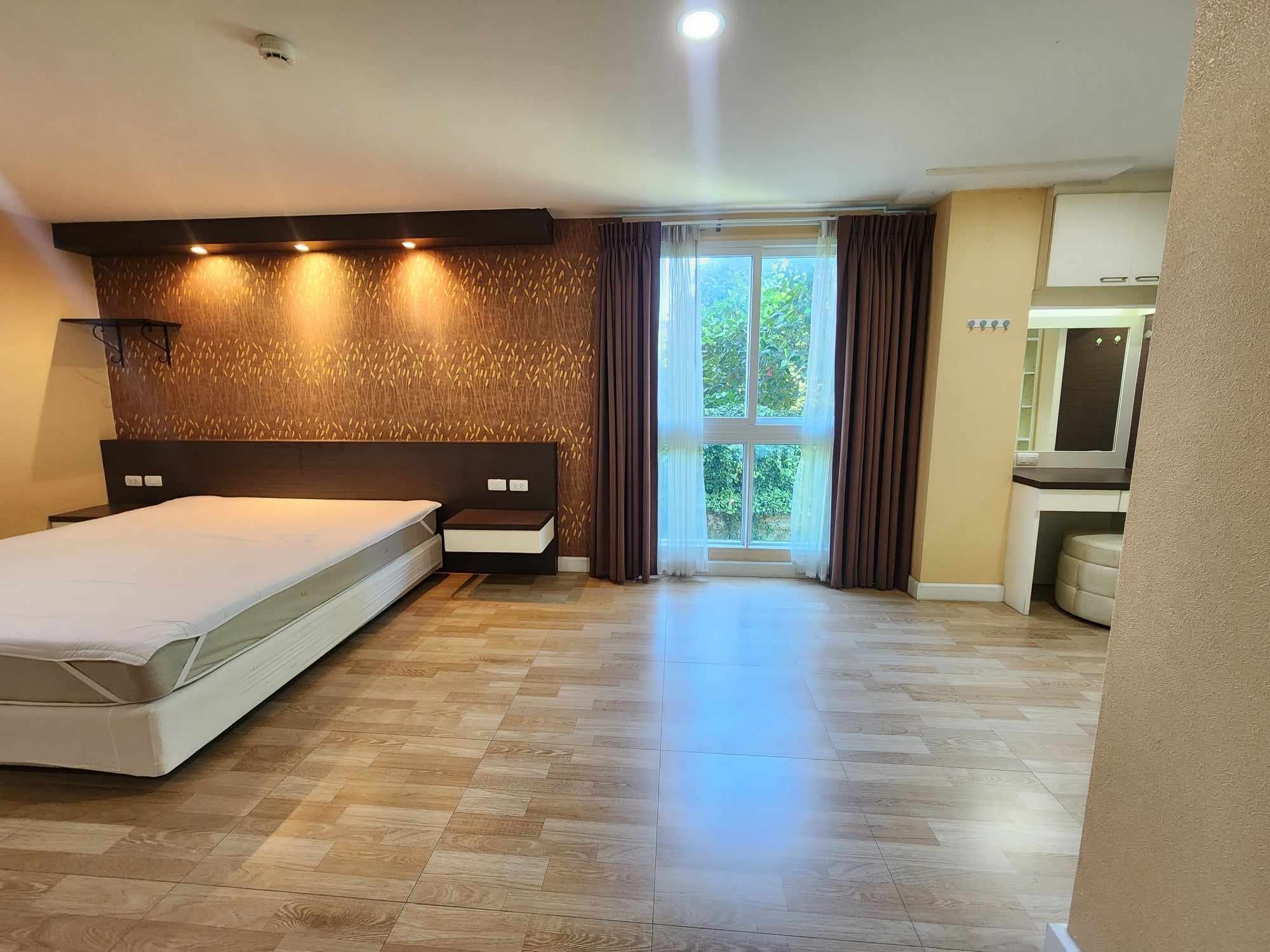 ชยาญล - Image 12