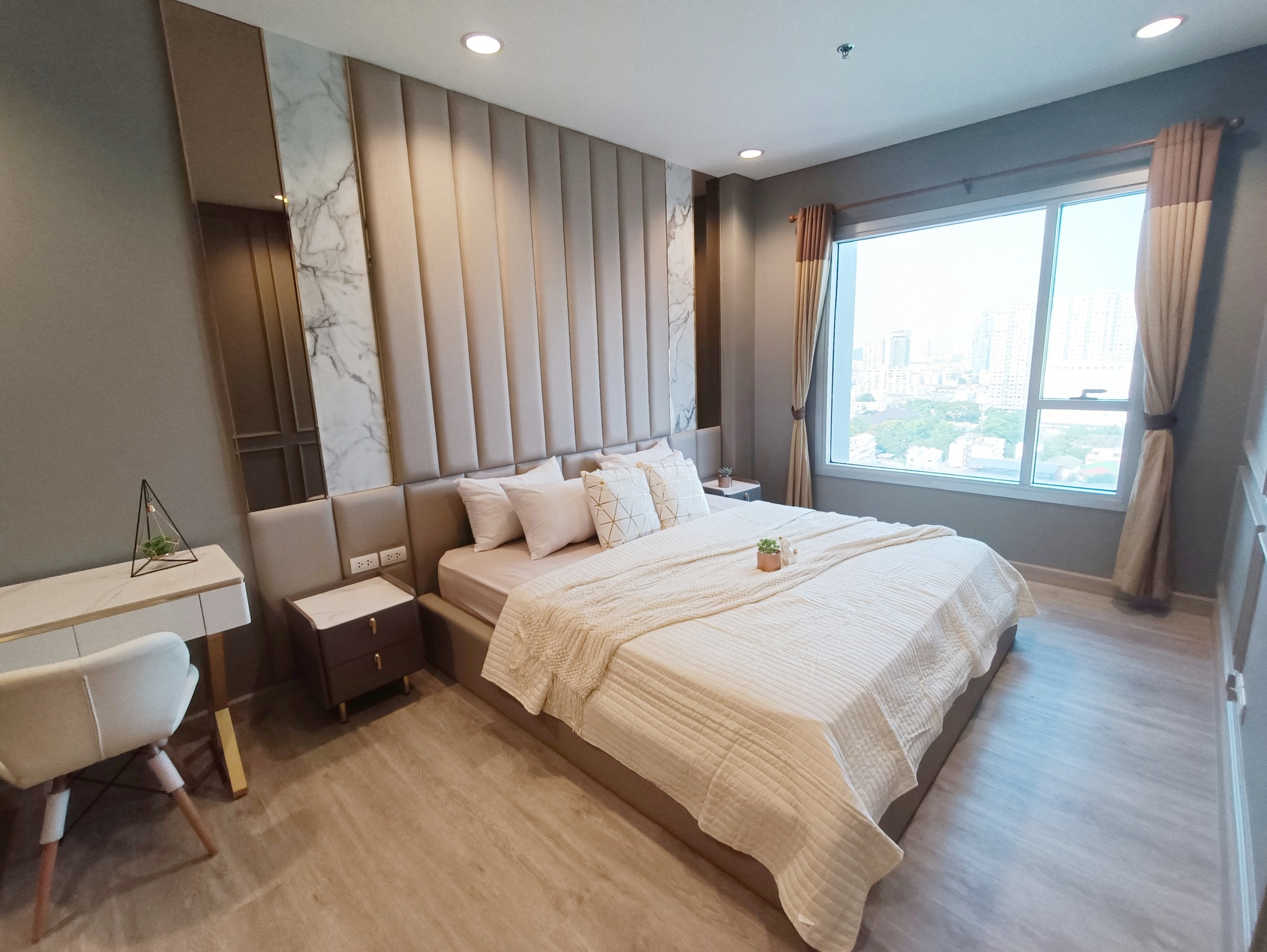 อินโทร พหลโยธิน-ประดิพัทธ์ - Image 23