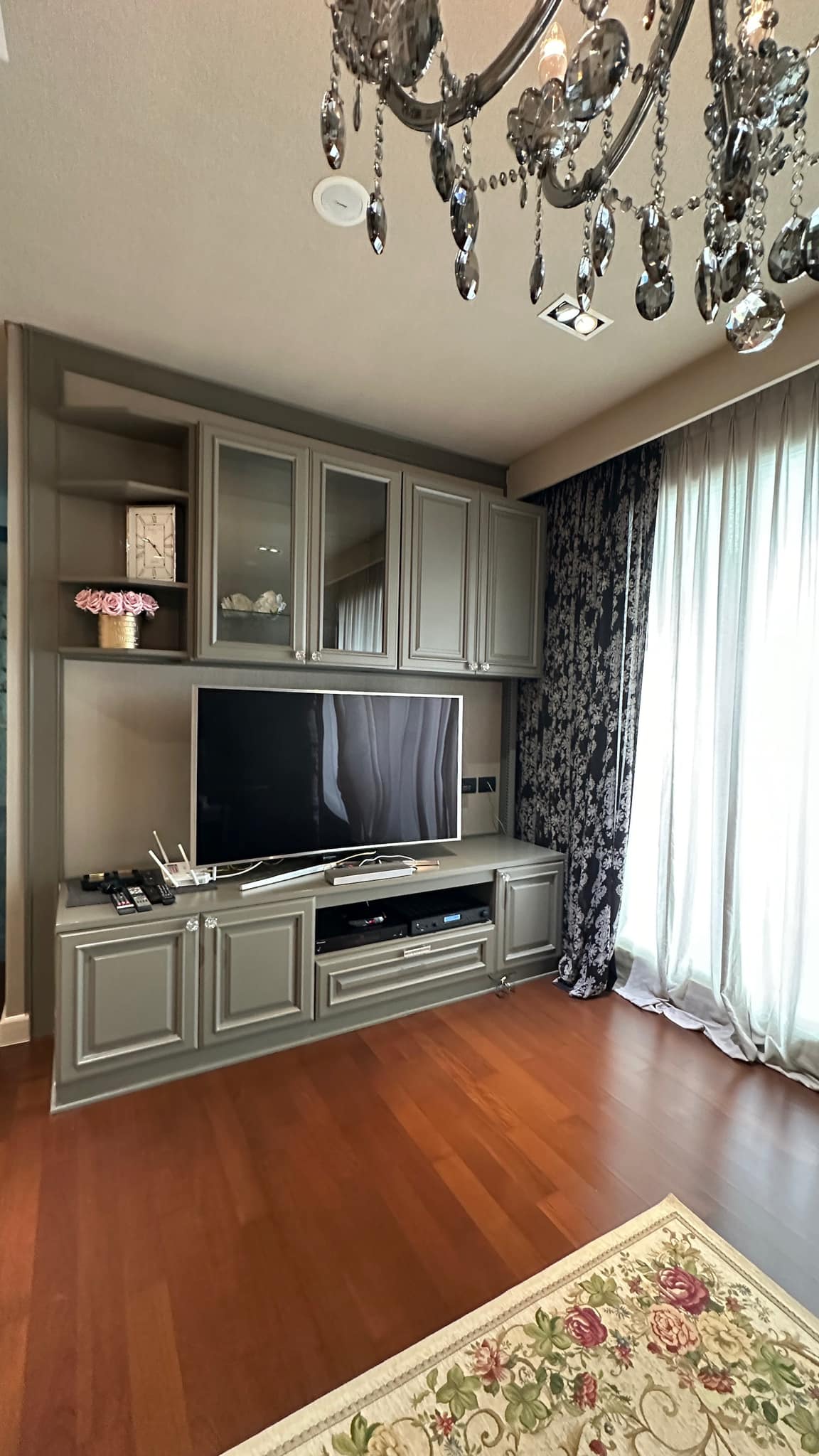 Ivy Thonglor 23 - Image 16