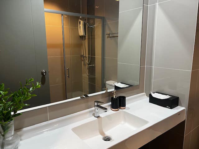 Studio Condo For Sale in Hua Mak, Bang Kapi, Bangkok - Image 4