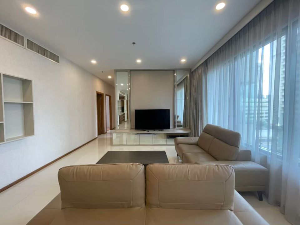 The Emporio Place - Image 1