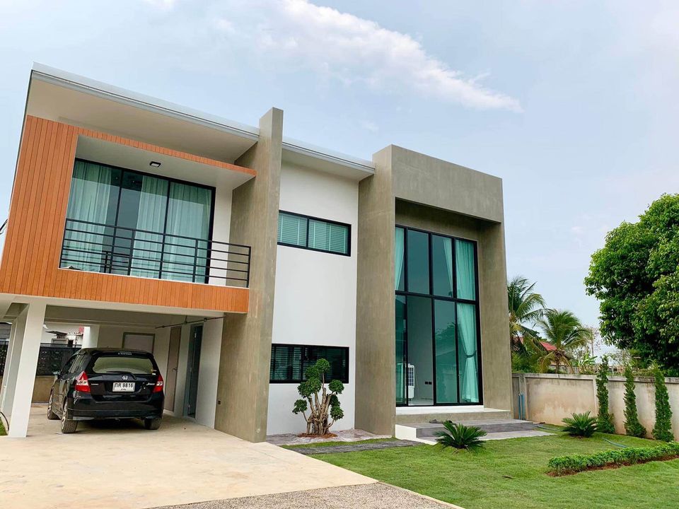 3 Bedroom House in San Phisuea, Mueang Chiang Mai, Chiang Mai - Image 2