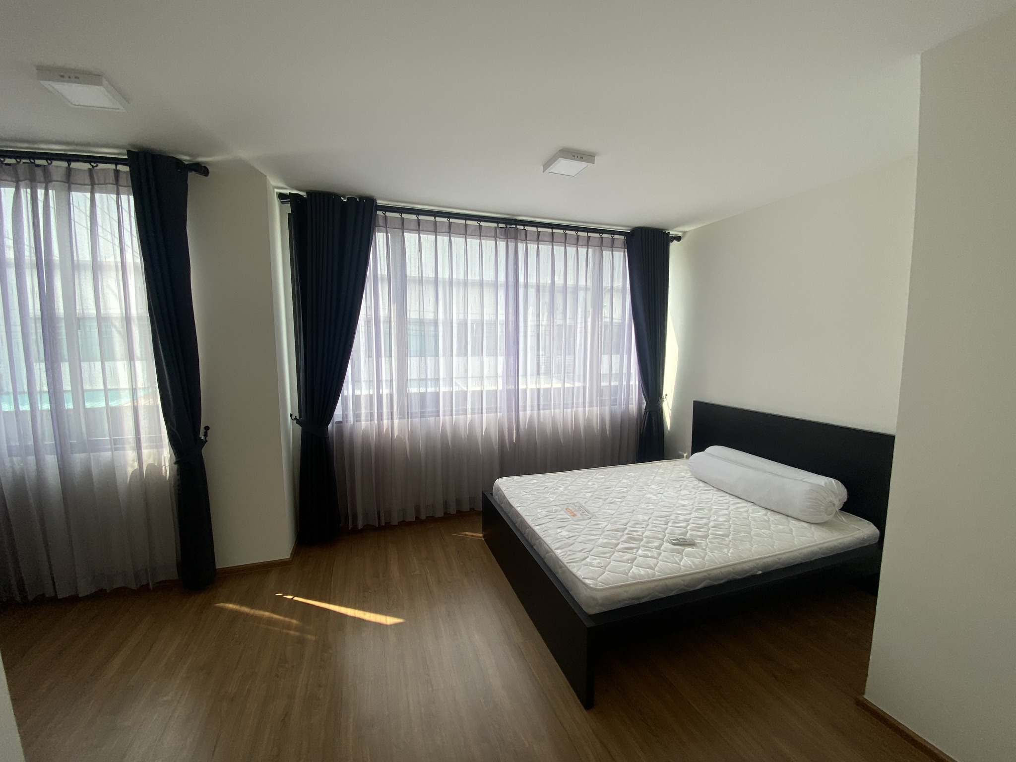 Pleno Bangna-Wongwaen - Image 3
