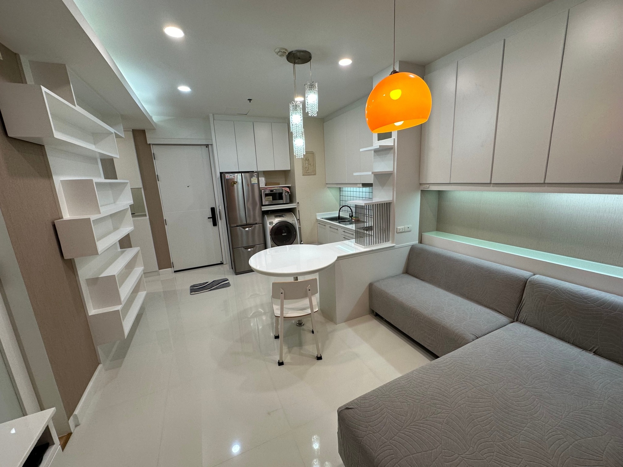 Baan Klang Krung Siam - Pathumwan - Image 1