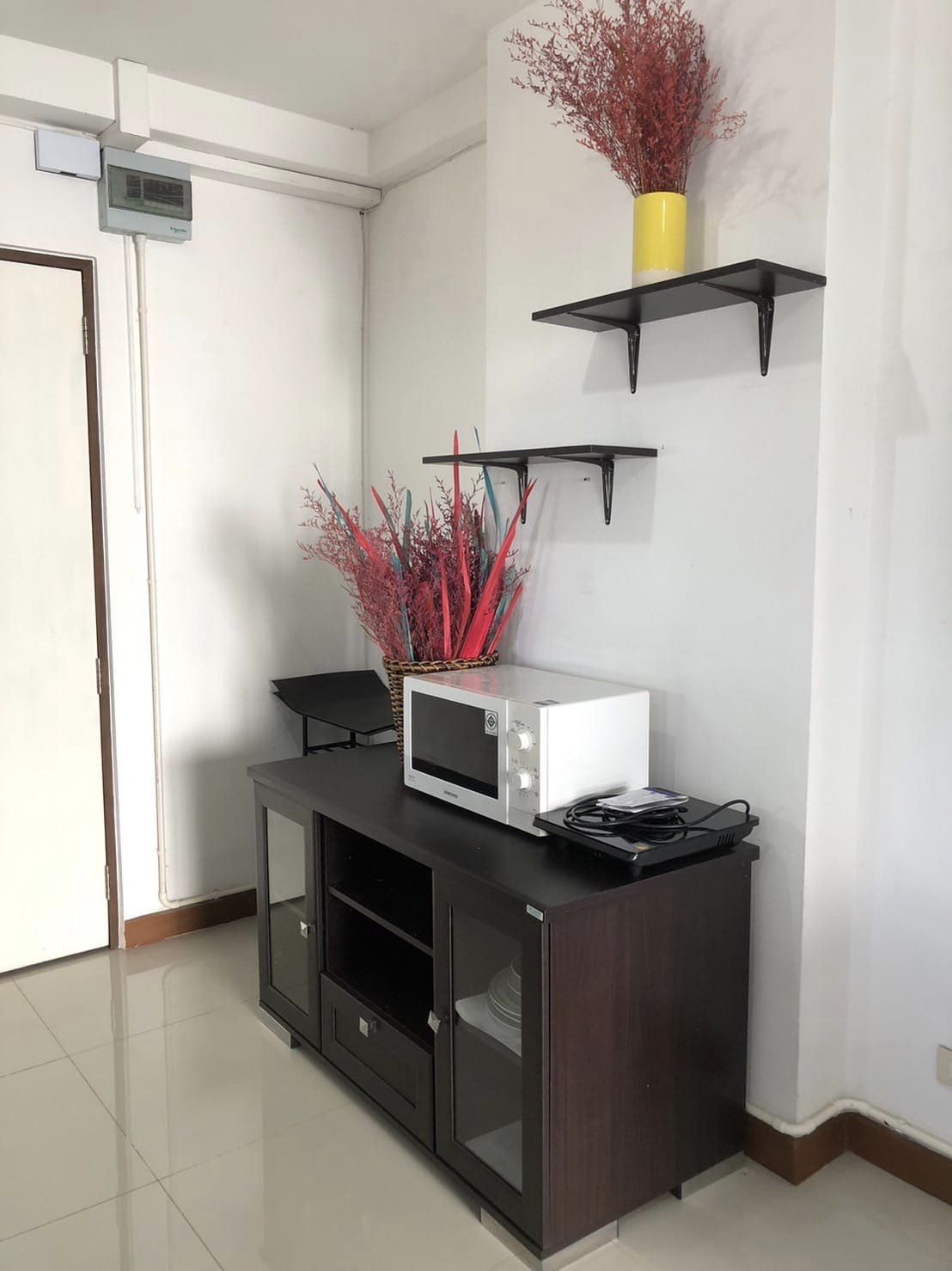 Riverside Condo - Image 6
