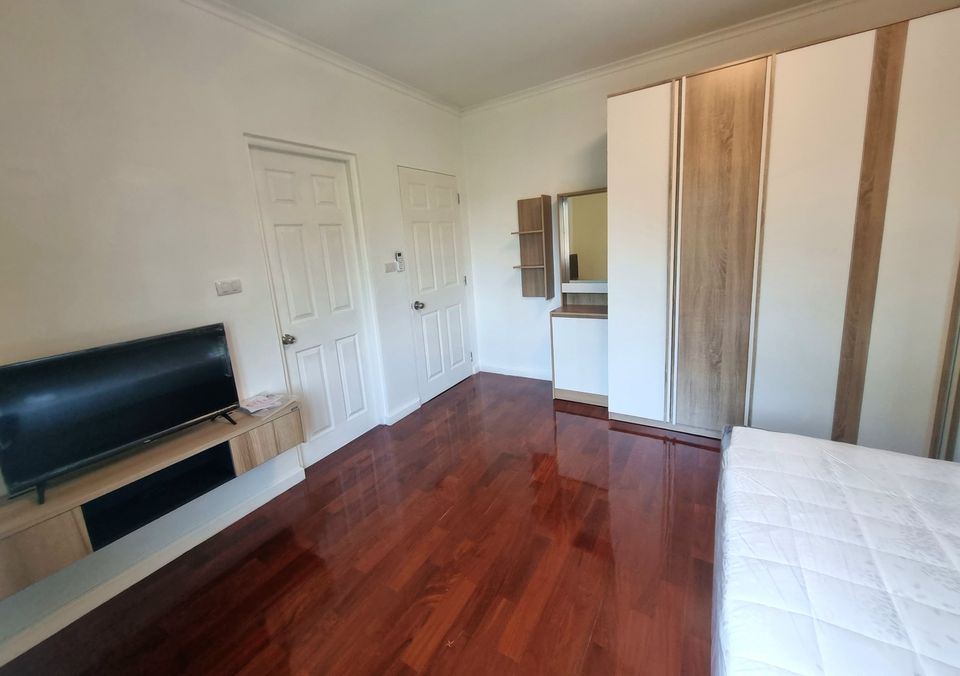 7 Bedroom House For Sale in Ban Waen, Hang Dong, Chiang Mai - Image 6
