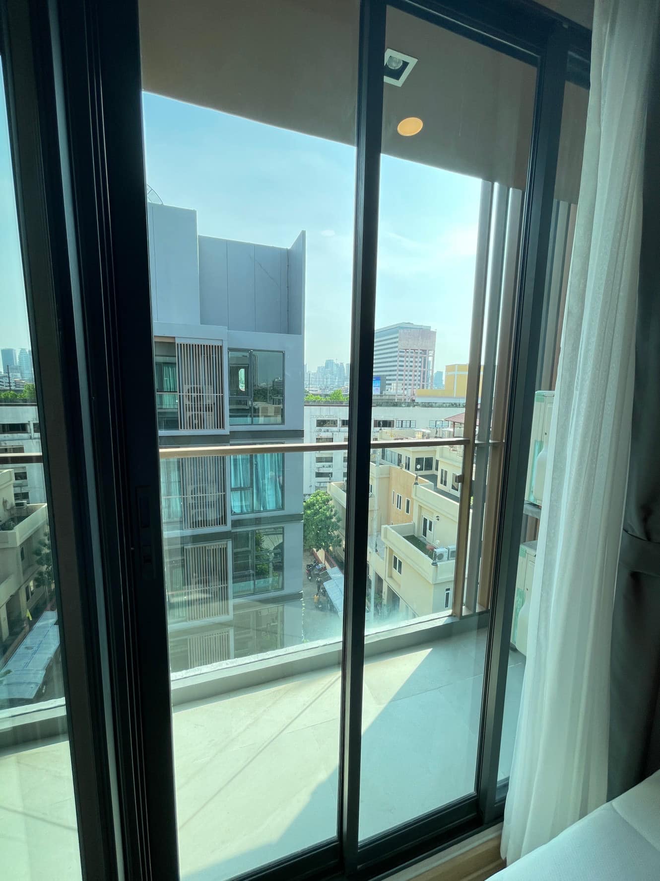 LLoyd Soonvijai Condo - Image 14