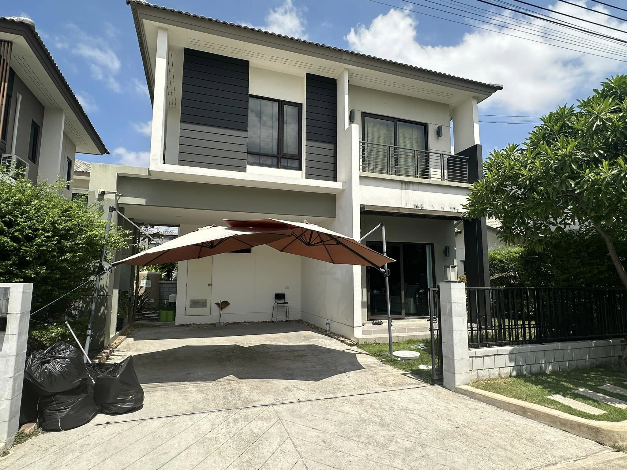 เซนโทร บางนา กม.7 - Image 1