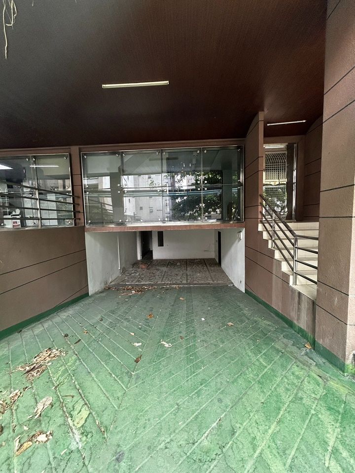  Retail Space  in Sam Sen Nok, Huai Khwang, Bangkok - Image 19