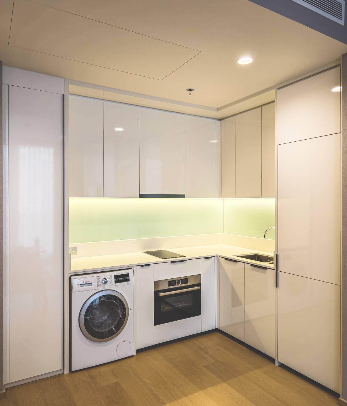 Anil Sathorn 12 - Image 4