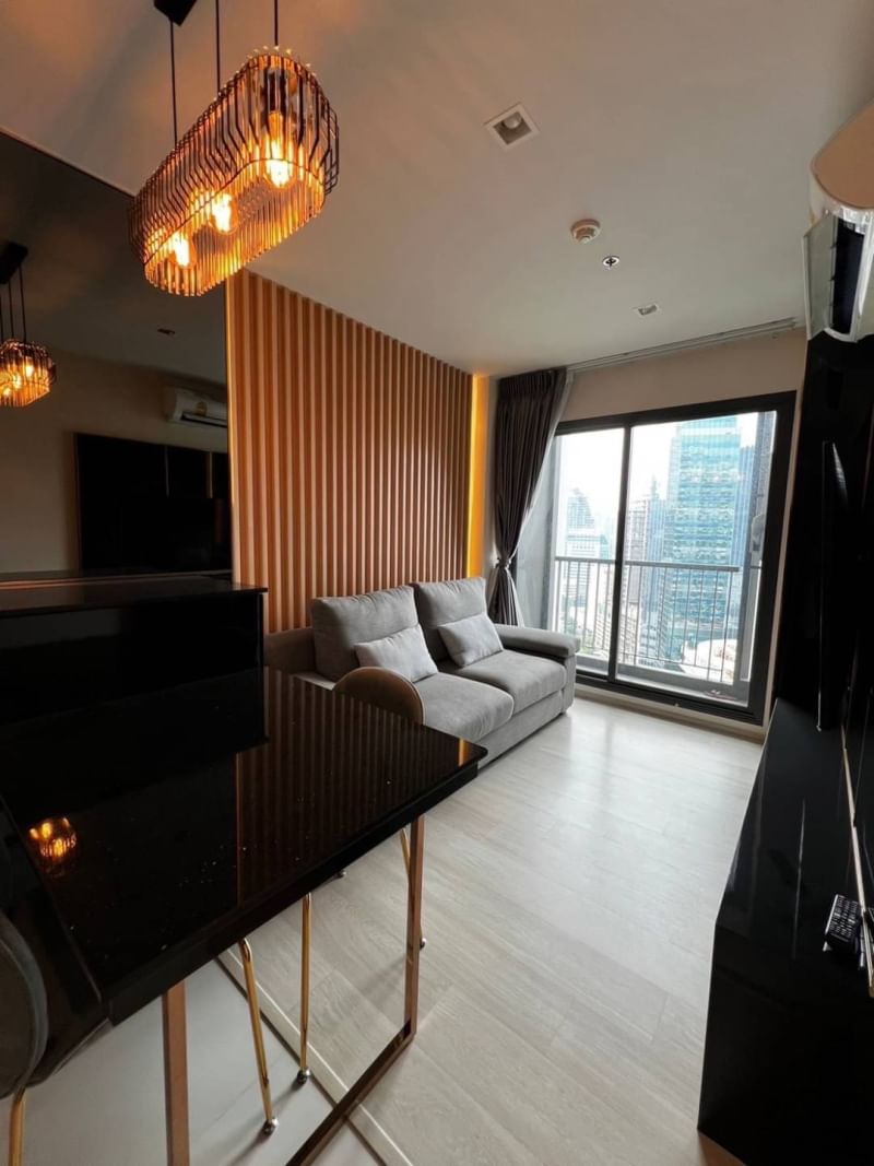 ไลฟ์ วัน ไวร์เลส - Image 1