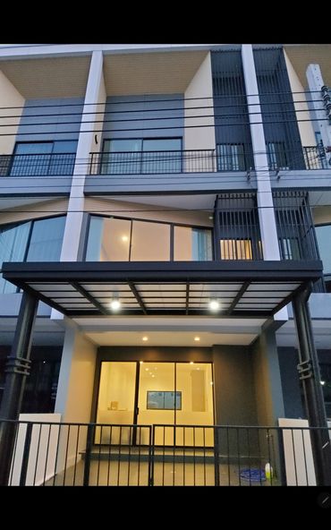 Nalin Grand Avenue - Image 1