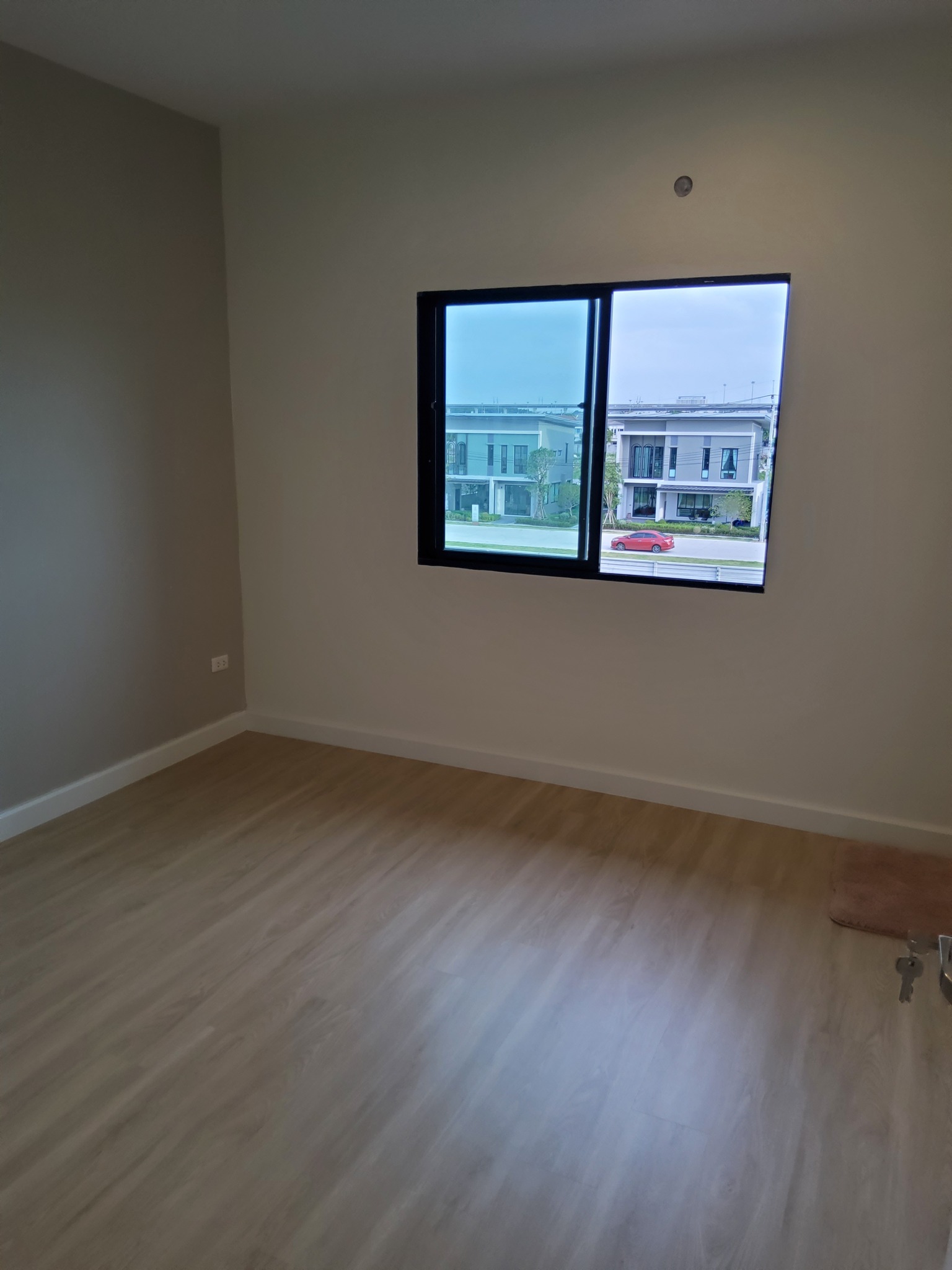 Nalin Grand Avenue - Image 6